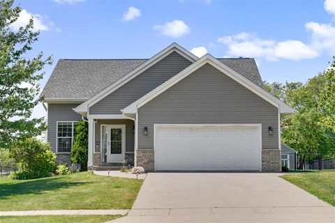 Photo of 803 Wood Lily Rd, Solon, IA 52333 (MLS # 202603429)