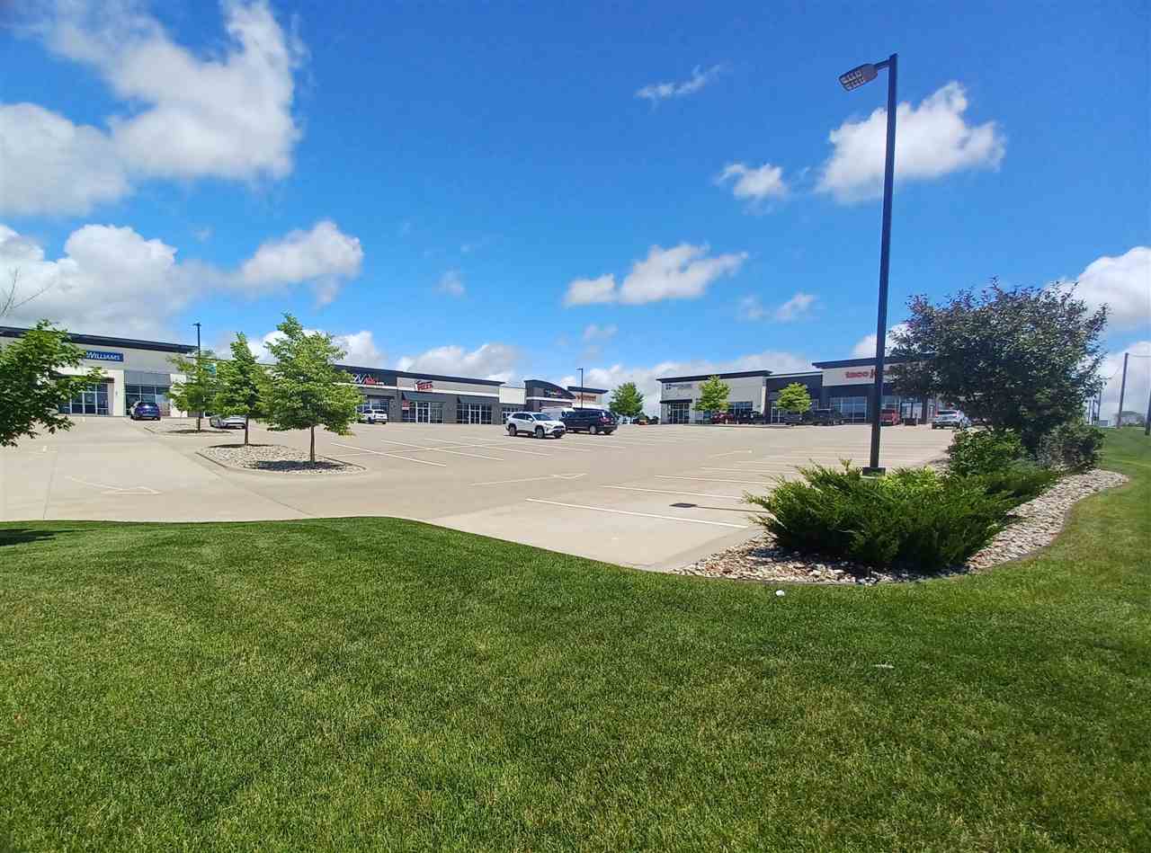 Photo 1 of 6 — 1950 Blairs Ferry Rd 110 & 112, Hiawatha, IA 52233