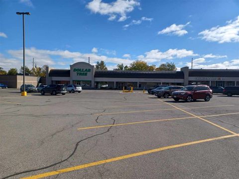 Photo of 3611 1st Ave SE #3, IA 52402 (MLS # 202505955)