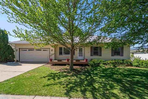 Photo of 142 Scott Dr., WestBranch, IA 52358 (MLS # 202601872)