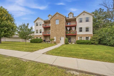 Photo of 1080 Rachael St 302 #302, NorthLiberty, IA 52317 (MLS # 202605601)
