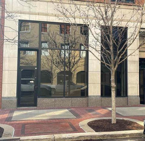 Photo of 203 2nd St SE 1405 #1405, CedarRapids, IA 52401 (MLS # 202600277)