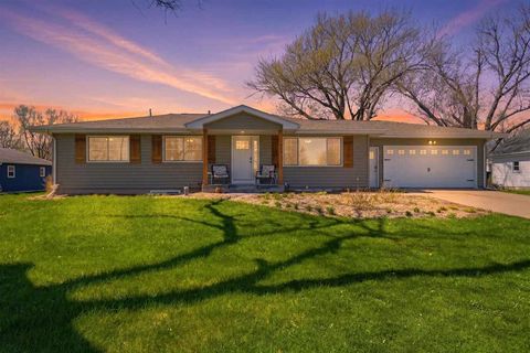 Photo of 263 Larick Dr, Marion, IA 52302 (MLS # 202602597)