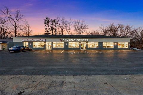 Photo of 501 7th Ave, Marion, IA 52302 (MLS # 202602994)