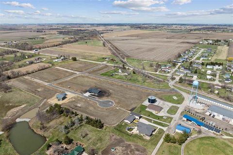 Photo of 700 Sunset Blvd, Shellsburg, IA 52332 (MLS # 202602337)