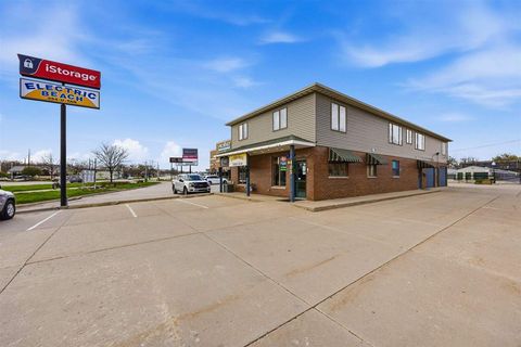 Photo of 405 2nd Street, Coralville, IA 52241 (MLS # 202602563)