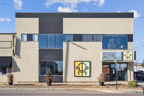 Photo of 724 3rd Ave SE, CedarRapids, IA 52401 (MLS # 202506928)