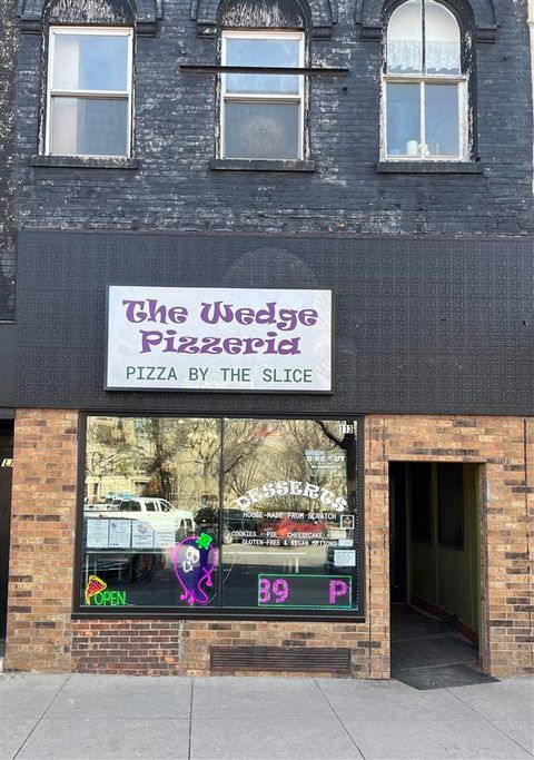 Photo of 113 Iowa Ave, IowaCity, IA 52240 (MLS # 202601140)