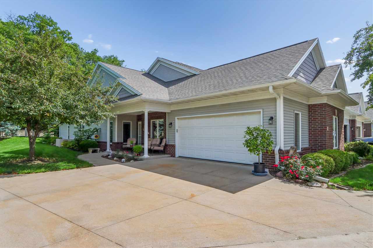 Photo 1 of 31 — 28 Trevose Place, IowaCity, IA 52245