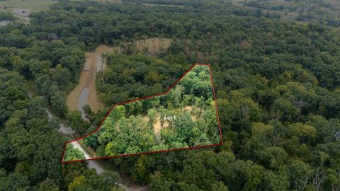 Photo of 4.76 Acres M/L Seneca Rd NW, Swisher, IA 52338 (MLS # 202600187)