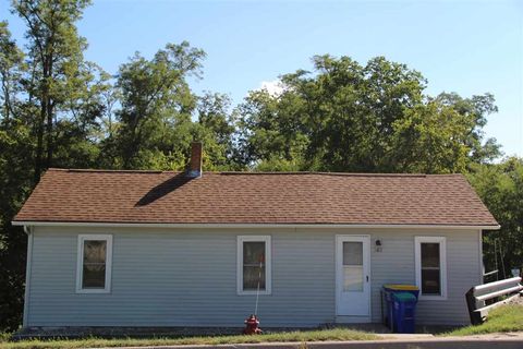 Photo of 302 N Market Street, Solon, IA 52333 (MLS # 202505591)