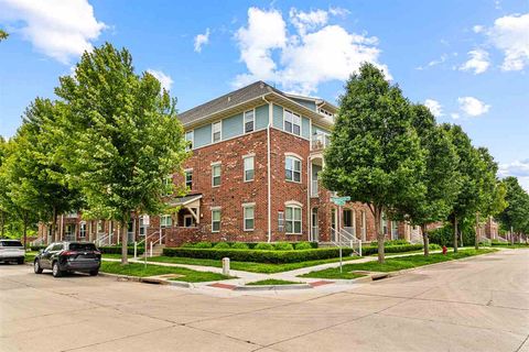 Photo of 2167 Willenbrock Cir, Iowa City, IA 52241 (MLS # 202503852)