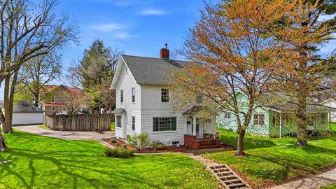 Photo of 505 N 2nd Ave, Washington, IA 52353 (MLS # 202602553)