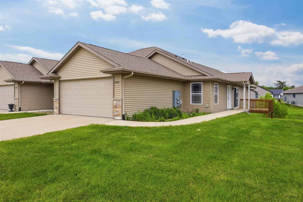 Photo 1 of 28 — 2403 Snapdragon Cir SW, CedarRapids, IA 52404