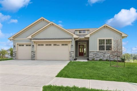 Photo of 730 Chamberlin Ln, NorthLiberty, IA 52317 (MLS # 202600146)