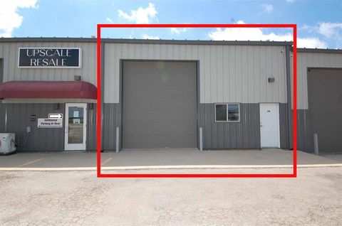 Photo of 3305 Highway 1 SW 29B #29B, IowaCity, IA 52240 (MLS # 202507132)