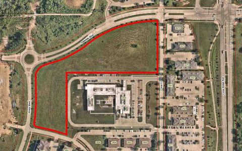 Photo of Oakdale Blvd, IA 52241 (MLS # 202506030)