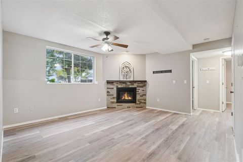 Photo of 144 Elm Ridge Dr, NorthLiberty, IA 52317 (MLS # 202506507)