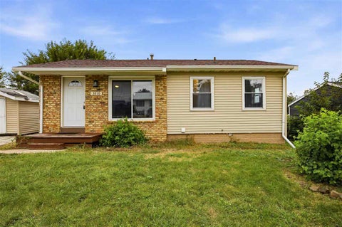 Photo of 3210 Carriage Dr SW, CedarRapids, IA 52404 (MLS # 202605483)