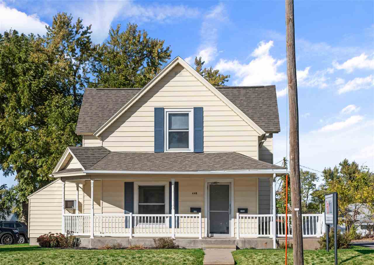 Photo 1 of 31 — 448 7th Ave, Marion, IA 52302