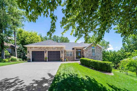 Photo of 2665 Muddy Creek Ln, Coralville, IA 52241 (MLS # 202603820)