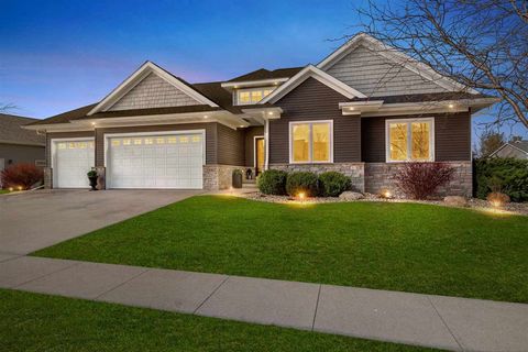 Photo of 1945 Timber Wolf Dr, NorthLiberty, IA 52317 (MLS # 202602364)