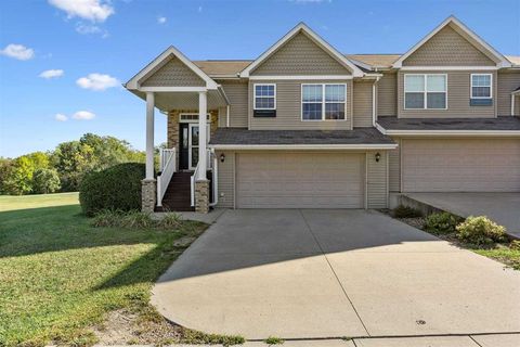 Photo of 1470 Sadler Dr, IA 52317 (MLS # 202506122)