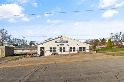 Photo of 226 S Main St, NorthEnglish, IA 52316 (MLS # 202601444)