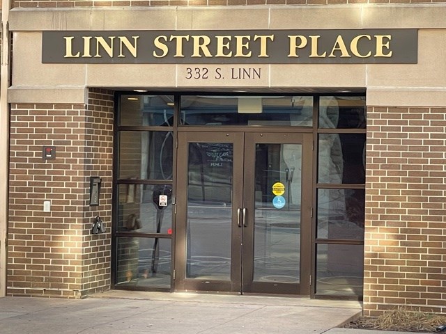Photo 1 of 4 — 332 S Linn St 31, IowaCity, IA 52240