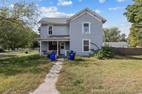Photo of 403 N Jackson St, IA 52253 (MLS # 202506170)