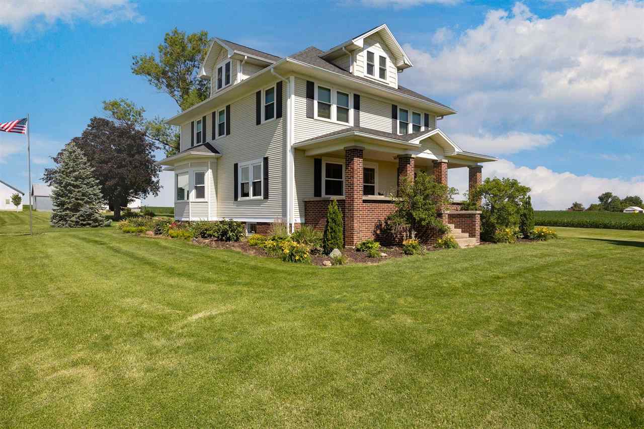 Photo 1 of 57 — 6453 31st Ave, Shellsburg, IA 52332