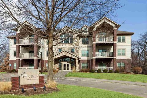 Photo of 856 Foster Rd, IowaCity, IA 52245 (MLS # 202601272)