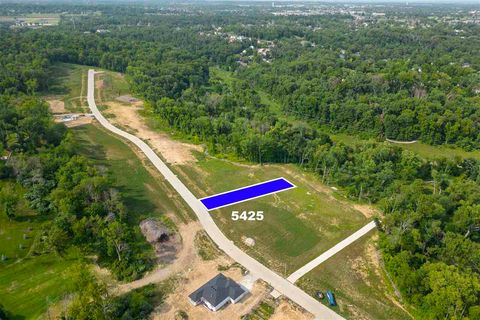 Photo of 5425 Seminole Valley Trl NE, Cedar Rapids, IA 52411 (MLS # 202500498)