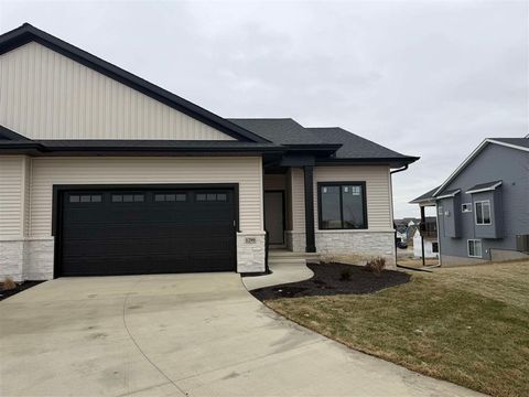 Photo of 1299 Berkshire Ln, NorthLiberty, IA 52317 (MLS # 202600949)