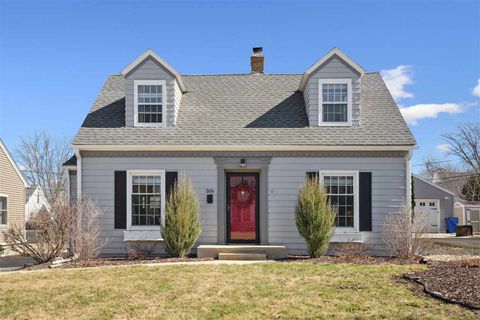 Photo of 506 Dunreath Dr NE, Cedar Rapids, IA 52402 (MLS # 202501981)