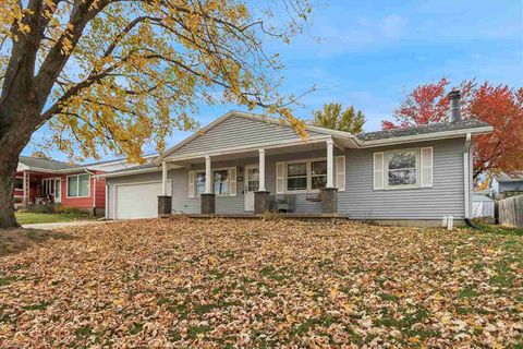 Photo of 908 Van Drive, Williamsburg, IA 52361 (MLS # 202506867)
