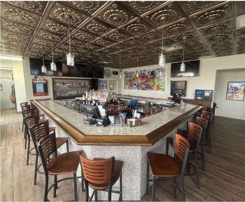 Photo of 450 SW 1st street 101 #101, Cedar Rapids, IA 52404 (MLS # 202501220)