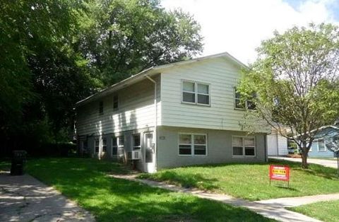 Photo of 841 Maggard St, Iowa City, IA 52240 (MLS # 202505273)