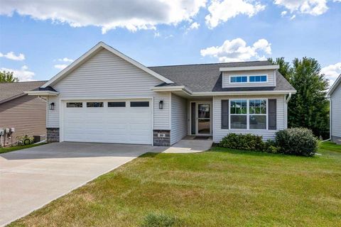 Photo of 10 Pinnacle Lane, Tiffin, IA 52340 (MLS # 202601411)