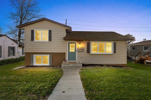 Photo of 220 Summerhays St, Tiffin, IA 52340 (MLS # 202602362)