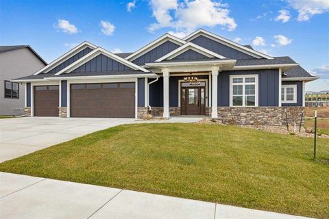 Photo of 632 Rock Ridge Rd, Tiffin, IA 52340 (MLS # 202507095)