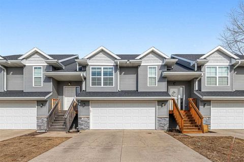 Photo of 372 Tanglewood Dr, Solon, IA 52333 (MLS # 202601098)