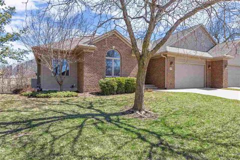 Photo of 105 Birkdale Ct., Iowa City, IA 52246 (MLS # 202501968)