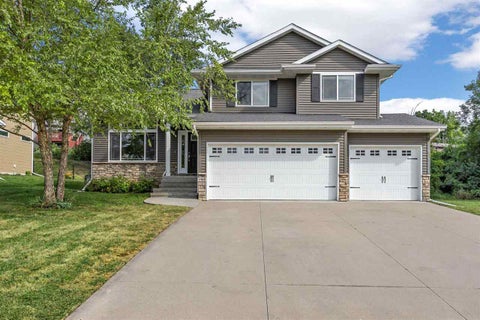Photo of 1900 Winterpark Pl, Coralville, IA 52241 (MLS # 202605427)