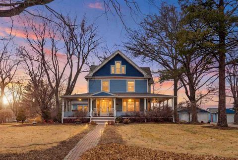 Photo of 1106 E Van Buren St, Washington, IA 52353 (MLS # 202601523)