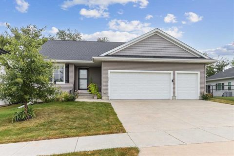Photo of 224 Kenneth Dr, IowaCity, IA 52245 (MLS # 202602286)