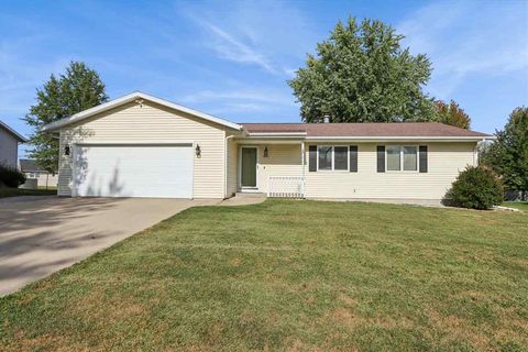 Photo of 321 Sycamore St., IA 52327 (MLS # 202505965)