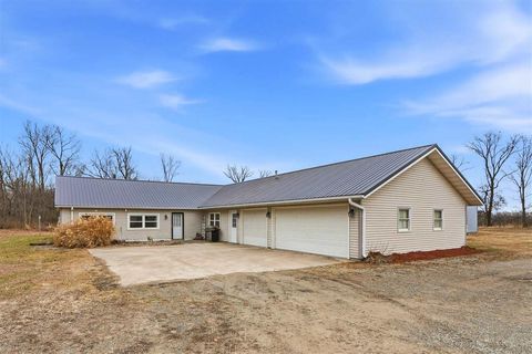 Photo of 24538 118th St., ColumbusJunction, IA 52738 (MLS # 202600413)