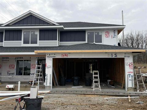 Photo of 1621 Mitchell Pl, Tiffin, IA 52340 (MLS # 202601812)