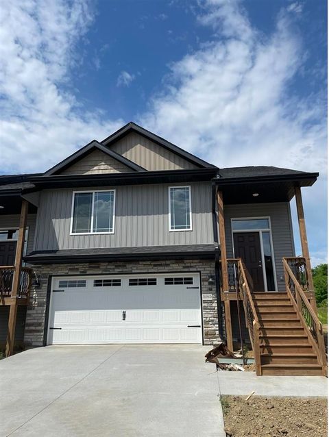 Photo of 3160 Lampe Ln D #D, Coralville, IA 52241 (MLS # 202600846)